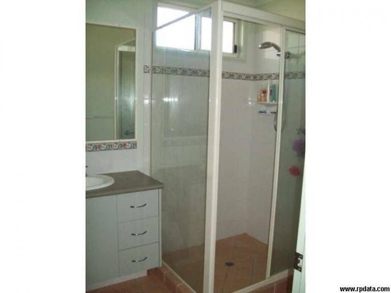 26 Alexander Street, Macleay Island QLD 4184