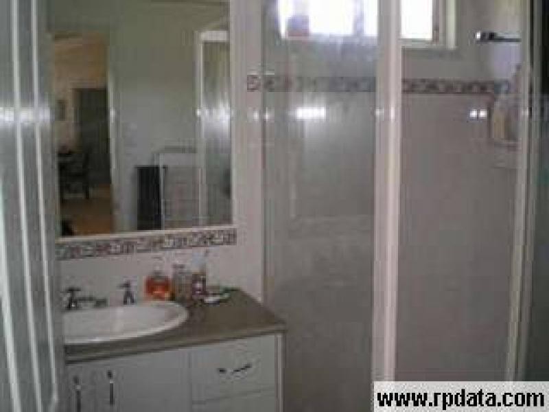 26 Alexander Street, Macleay Island QLD 4184