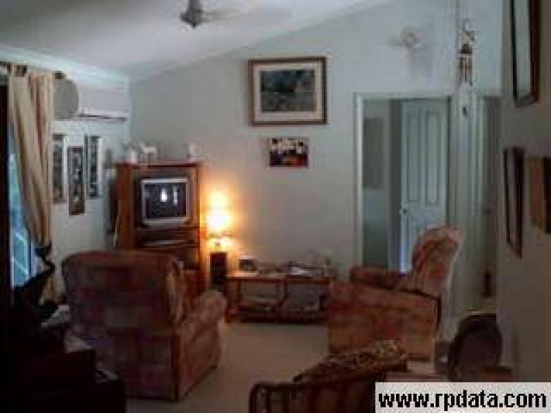 26 Alexander Street, Macleay Island QLD 4184