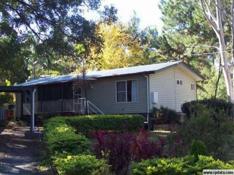 26 Alexander Street, Macleay Island QLD 4184