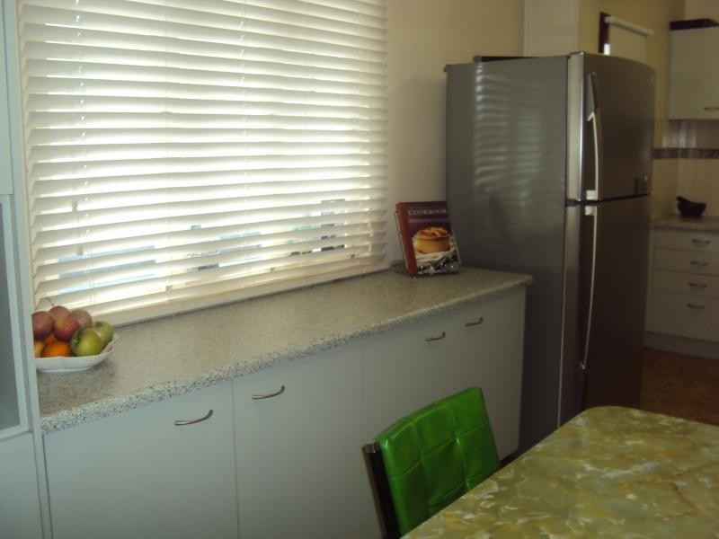 21 North Road, Wynnum West QLD 4178
