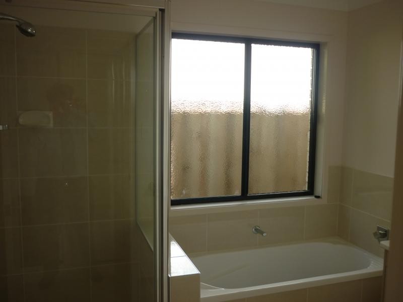 16 Elton Street, Hemmant QLD 4174