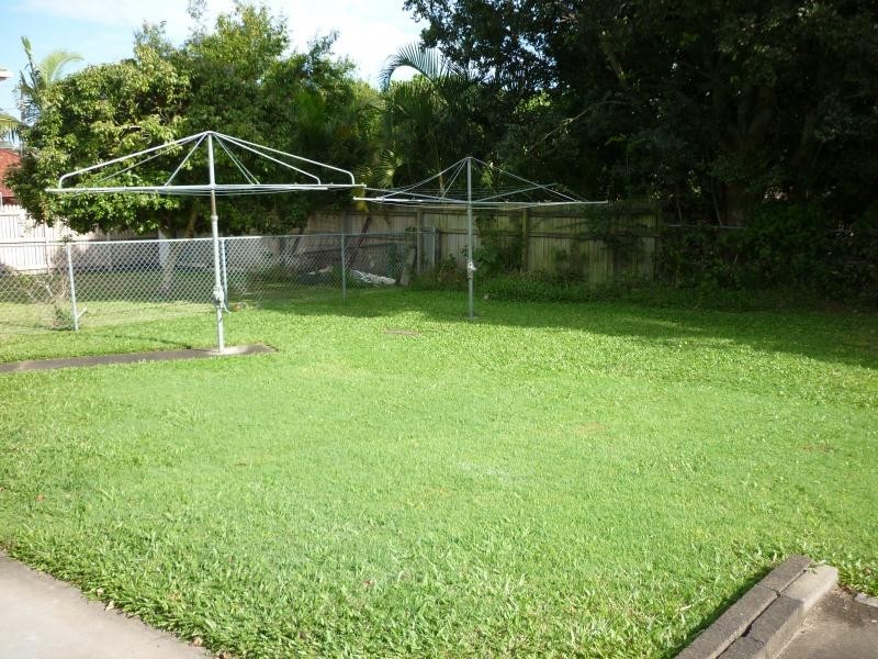 2/ 109 Bride Street, Wynnum QLD 4178