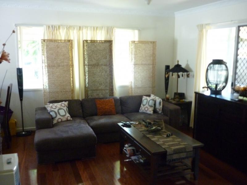 268 Whites Road, Lota QLD 4179