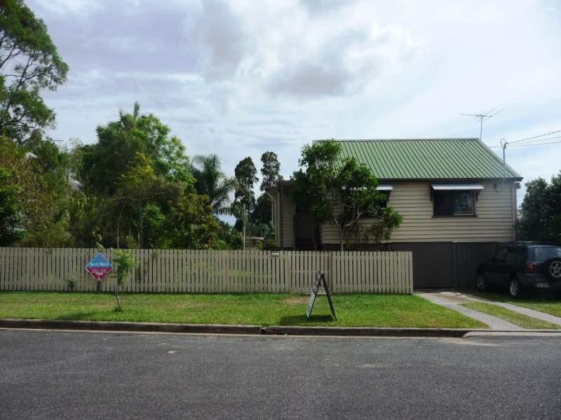 7 Violet Street, Wynnum QLD 4178