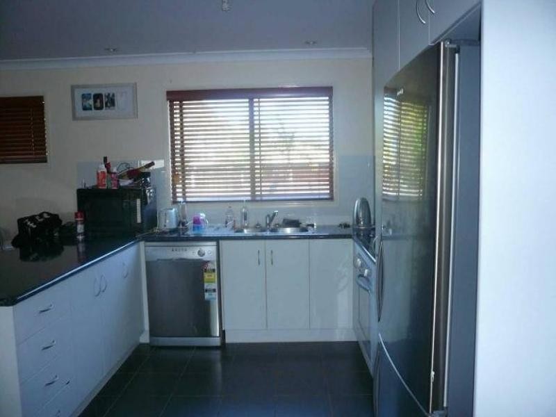 5 Coffea Street, Macleay Island QLD 4184