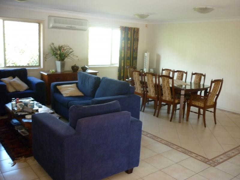 6 Wallen Place, Wynnum West QLD 4178