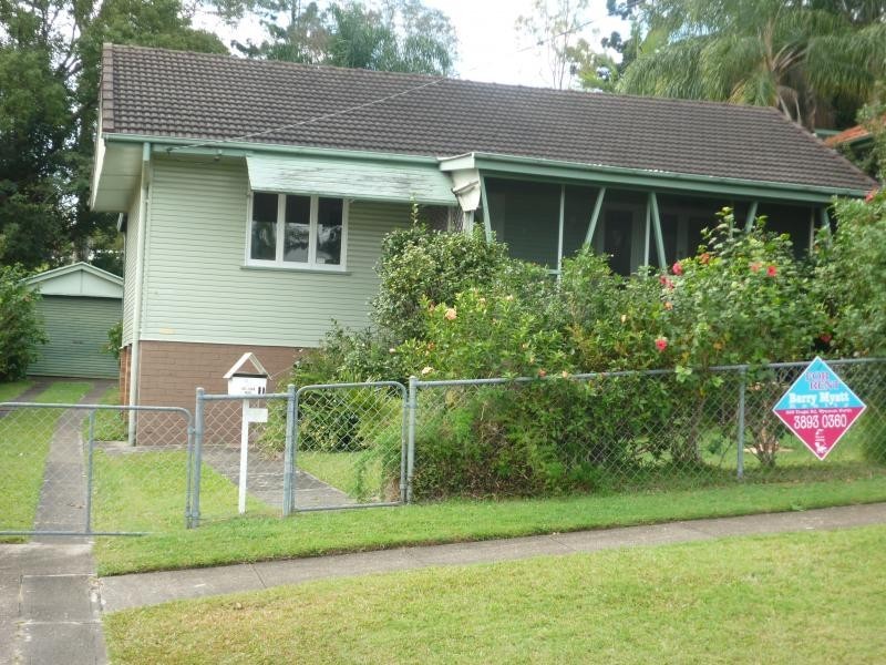 11 Hannam Street, Wynnum QLD 4178
