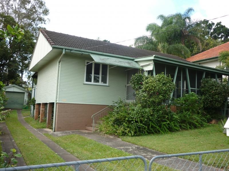 11 Hannam Street, Wynnum QLD 4178
