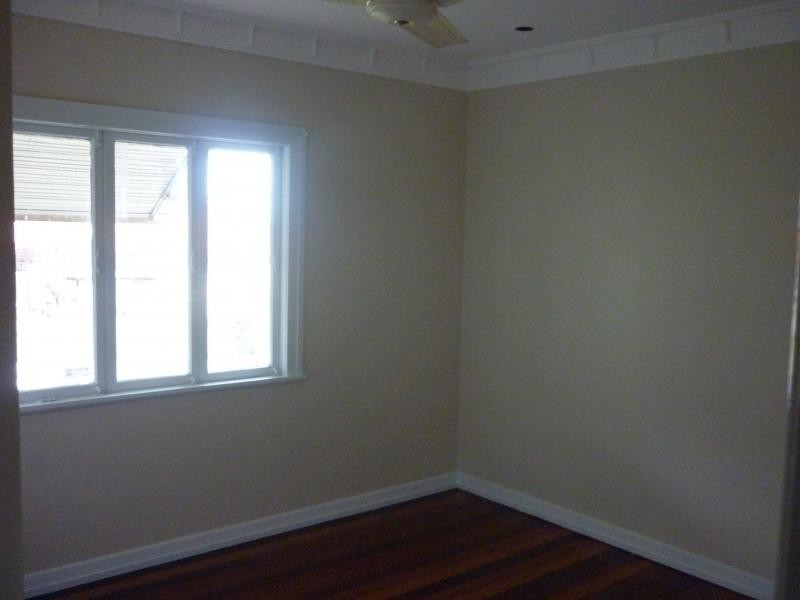 11 Hannam Street, Wynnum QLD 4178