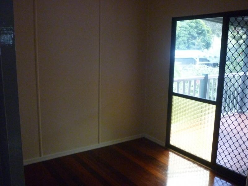 11 Hannam Street, Wynnum QLD 4178