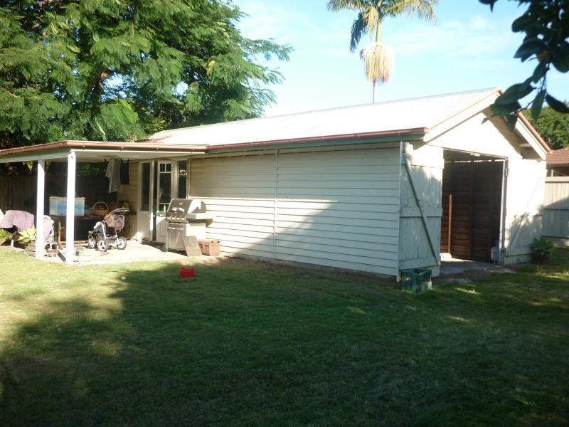 1 Melville Terrace, Wynnum QLD 4178