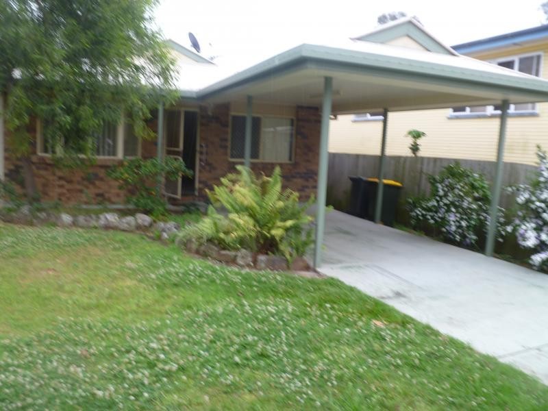 13 Bowering Street, Lota QLD 4179