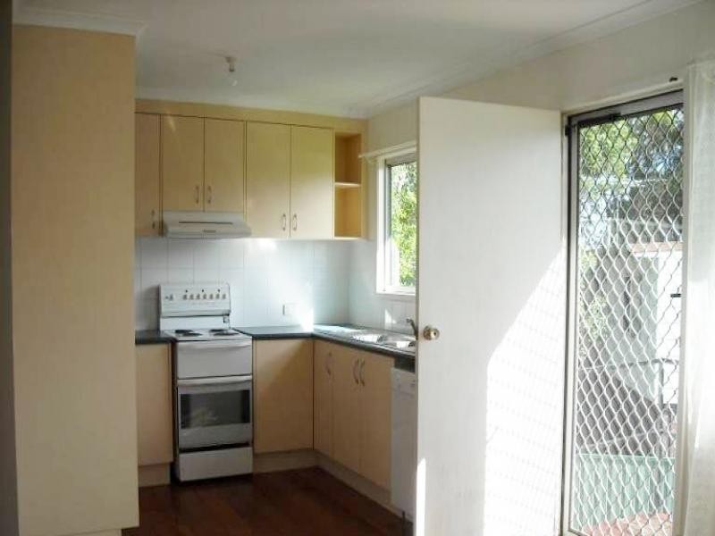 19 Pine Drive, Woodridge QLD 4114