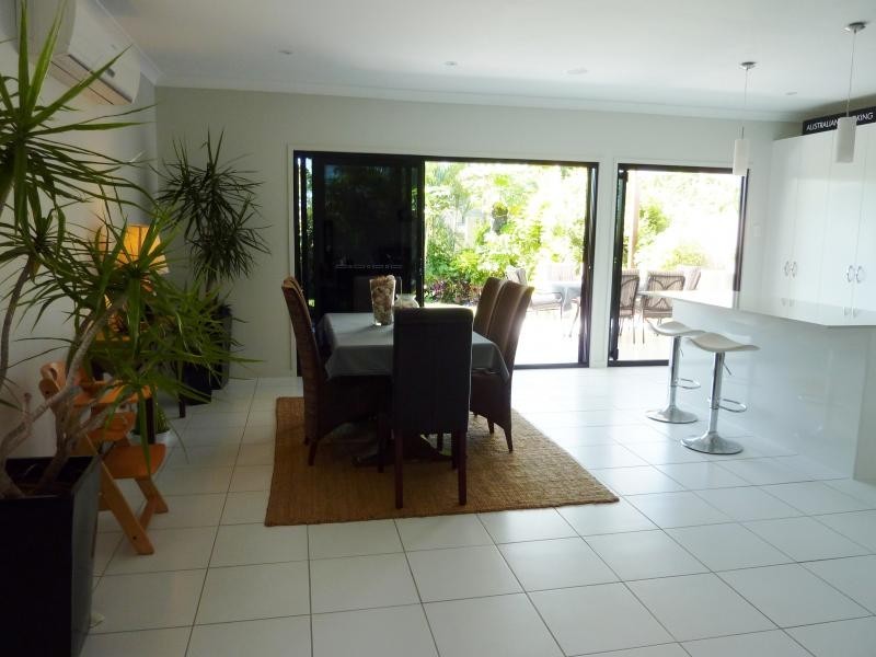 53 Peel Street, Manly QLD 4179