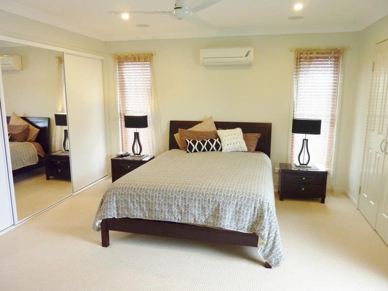 53 Peel Street, Manly QLD 4179