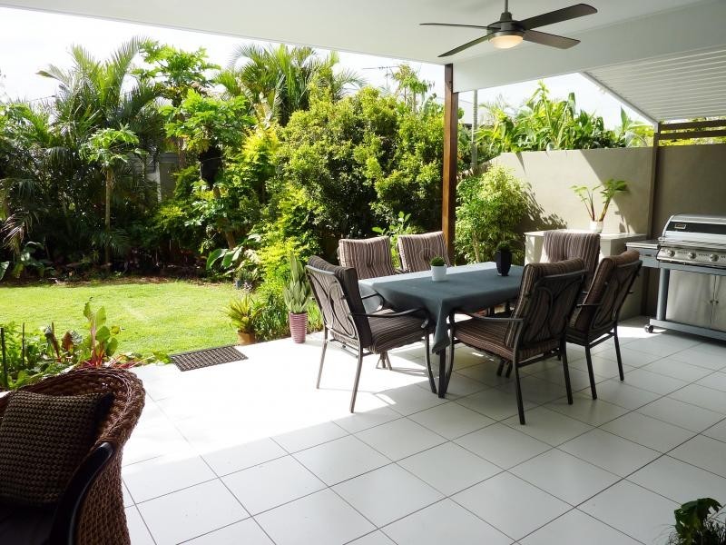 53 Peel Street, Manly QLD 4179