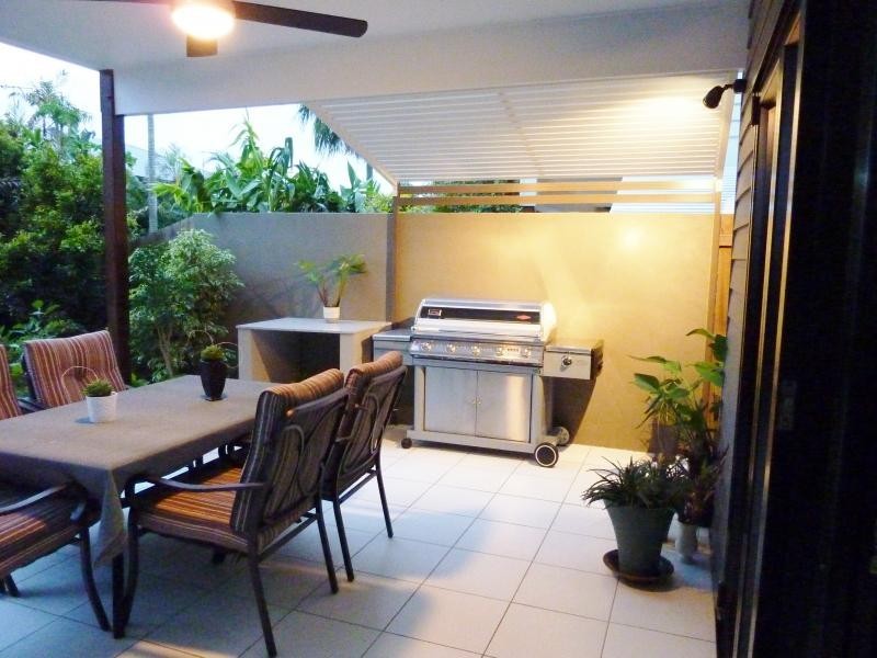 53 Peel Street, Manly QLD 4179
