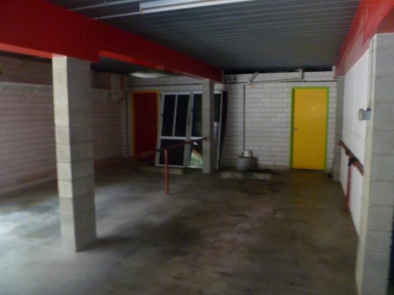 2/143 Melville Terrace, Manly QLD 4179