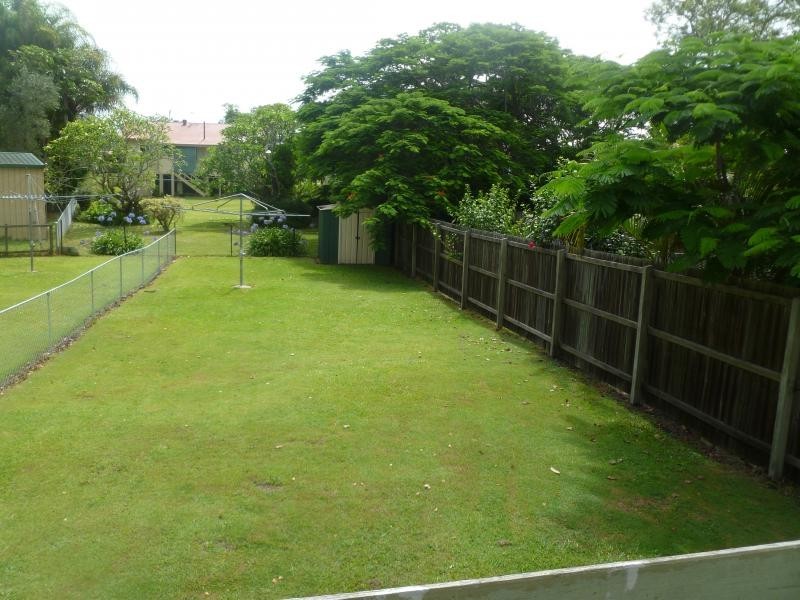 4 Empire Avenue, Manly West QLD 4179