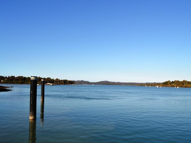 42-44 Charles Terrace, Macleay Island QLD 4184