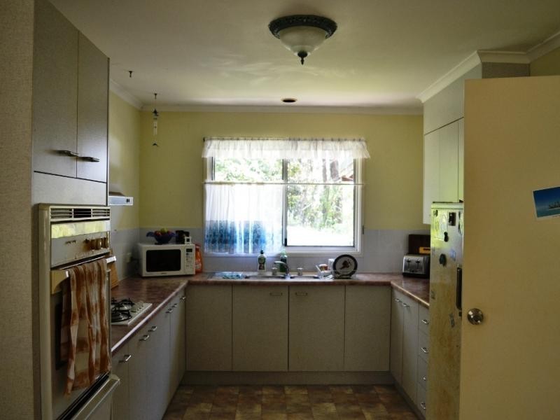 82-84 Charles Terrace, Macleay Island QLD 4184