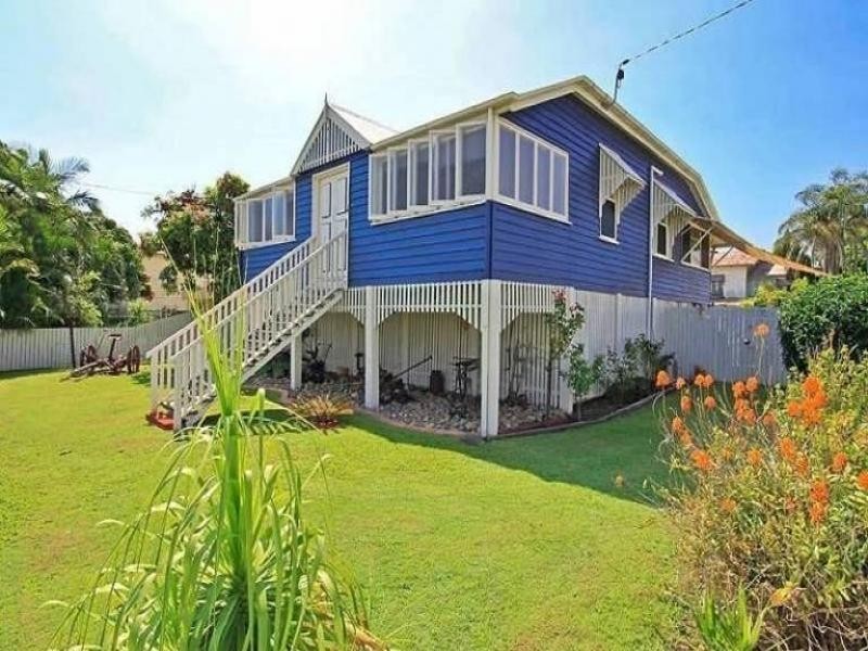 42 Emsworth Street, Wynnum QLD 4178