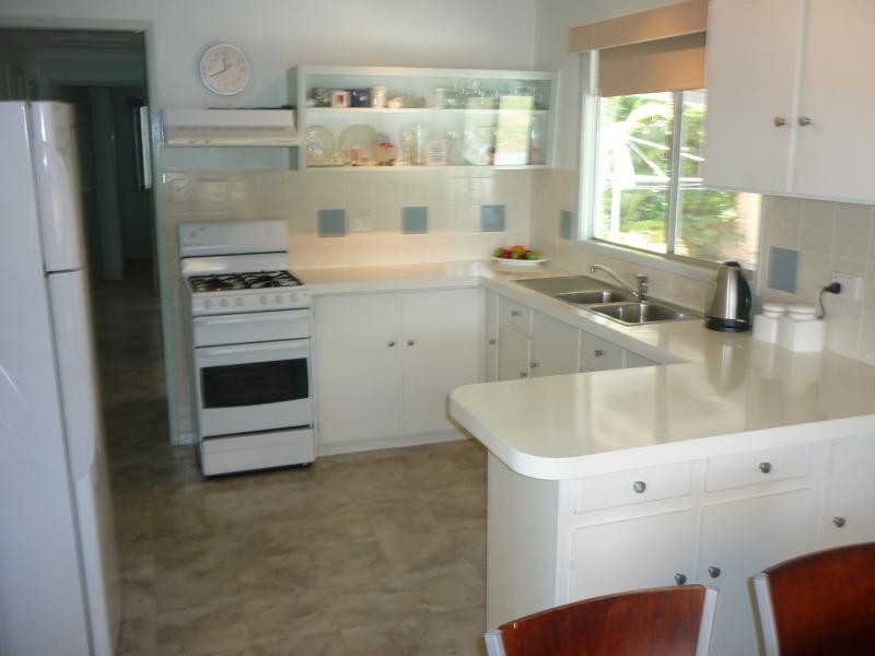 725 Esplanade, Lota QLD 4179