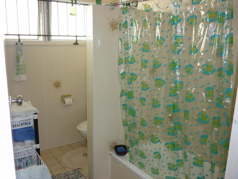 261 Kianawah Road, Wynnum West QLD 4178