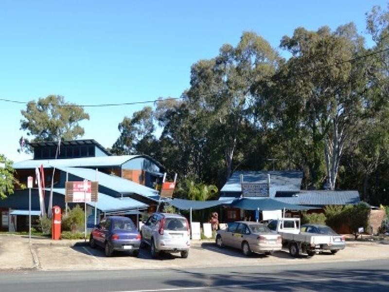 19 Cliff Terrace, Macleay Island QLD 4184