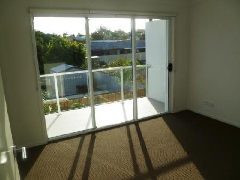 15 Fox Street, Wynnum QLD 4178