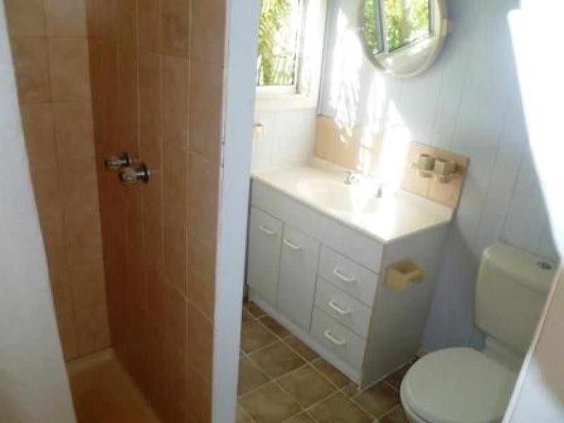 59  Hindes Street, Lota QLD 4179