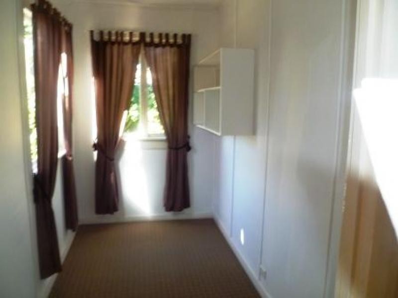 59  Hindes Street, Lota QLD 4179