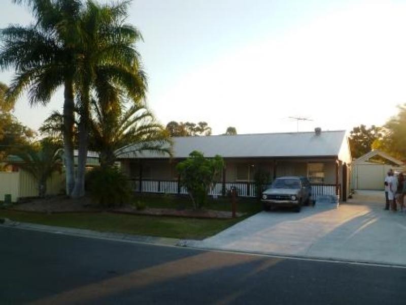 4  Calliope Street, Eagleby QLD 4207