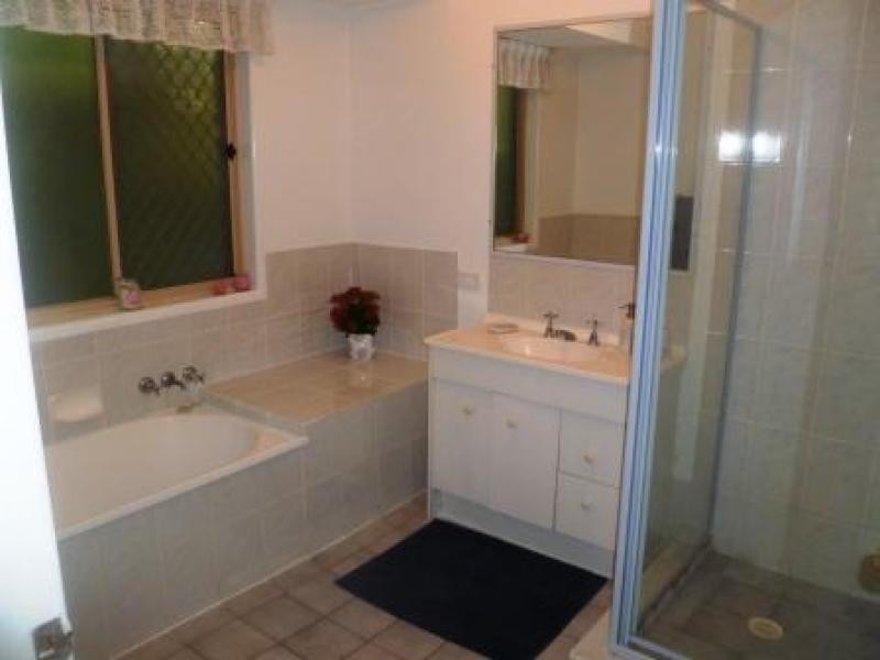 10 Constellation Way, Wynnum QLD 4178