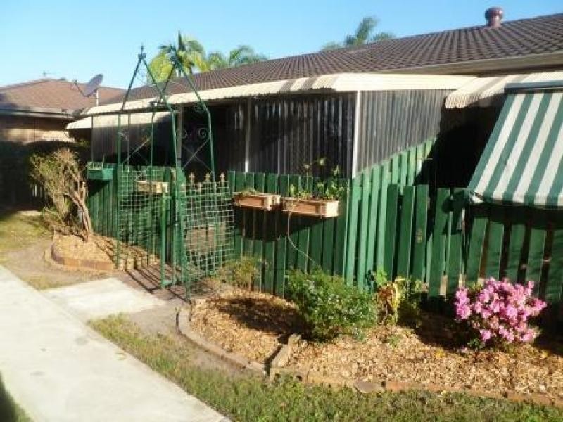 Unit 25 40 Carmichael Court, Wynnum West QLD 4178