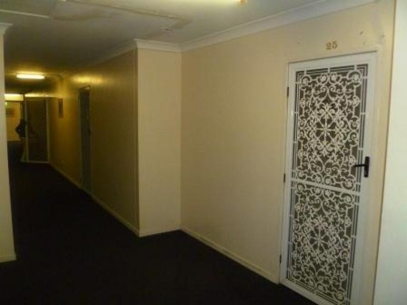 Unit 25 40 Carmichael Court, Wynnum West QLD 4178