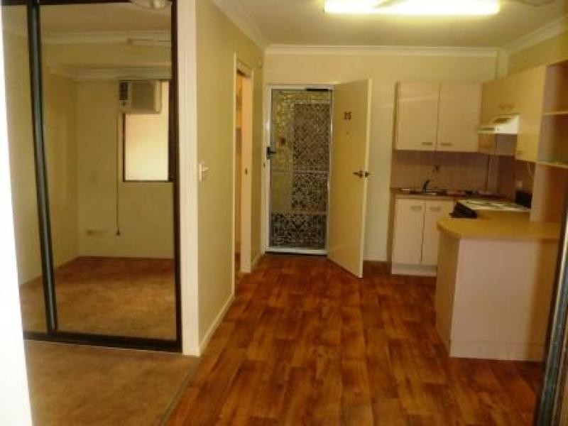 Unit 25 40 Carmichael Court, Wynnum West QLD 4178