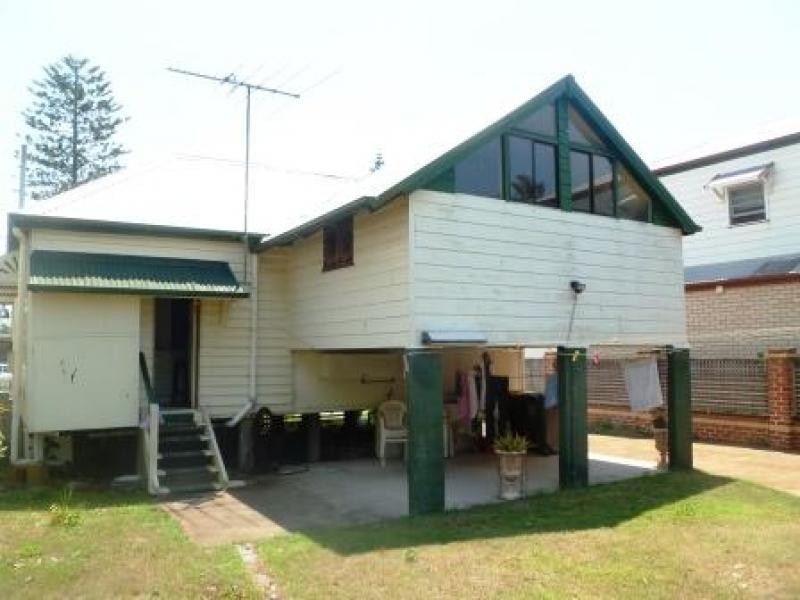 21 Waterloo Esplanade, Wynnum QLD 4178