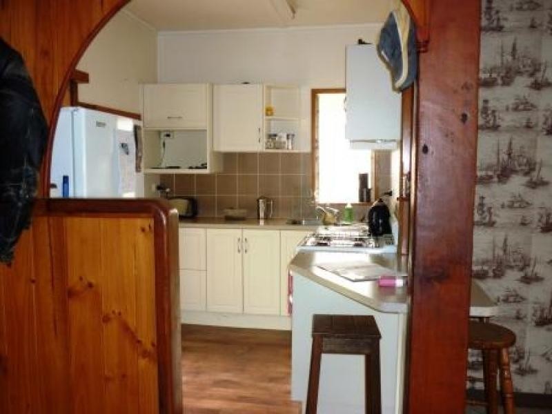 21 Waterloo Esplanade, Wynnum QLD 4178