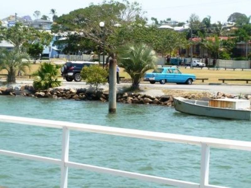 21 Waterloo Esplanade, Wynnum QLD 4178