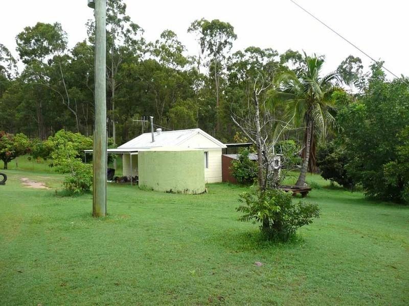 211 Rainbows Road, Childers QLD 4660