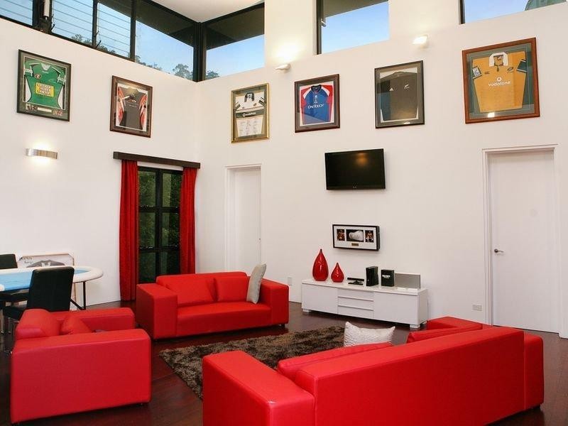 948 Mt Nebo Road, Jollys Lookout QLD 4520