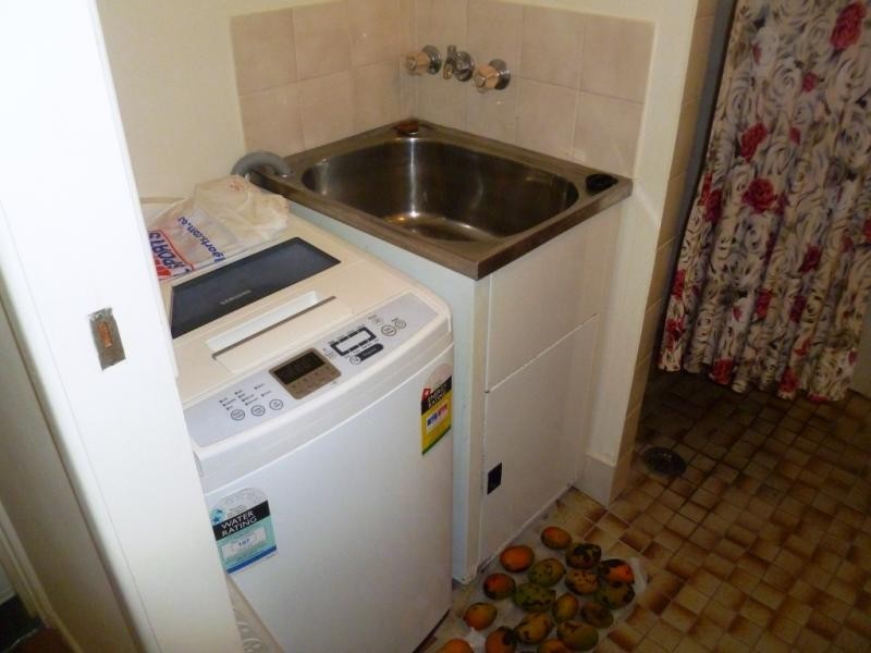 Unit 49 15 Carmichael Court, Wynnum West QLD 4178