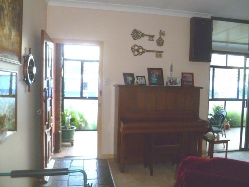 59 Macdonald Street, Lota QLD 4179