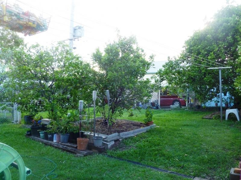 59 Macdonald Street, Lota QLD 4179