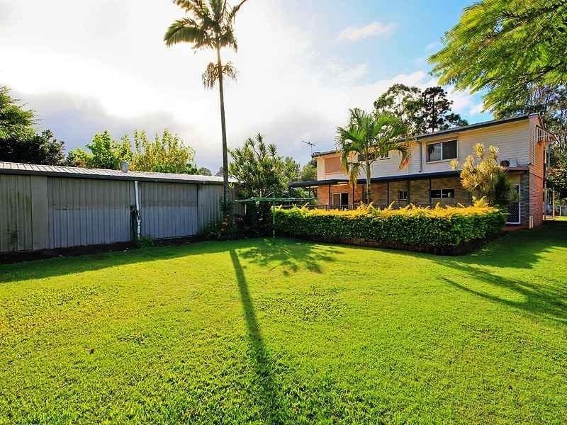 153 Kianawah Road, Wynnum West QLD 4178