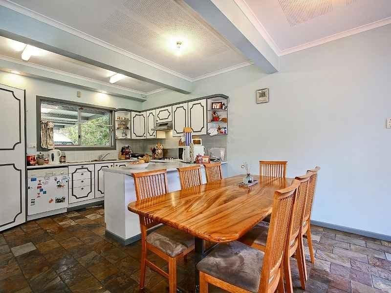 153 Kianawah Road, Wynnum West QLD 4178