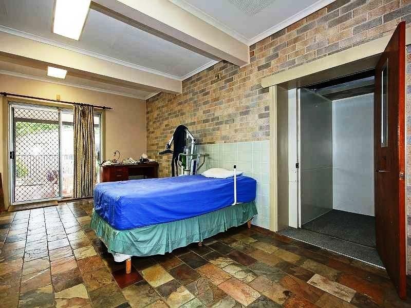 153 Kianawah Road, Wynnum West QLD 4178