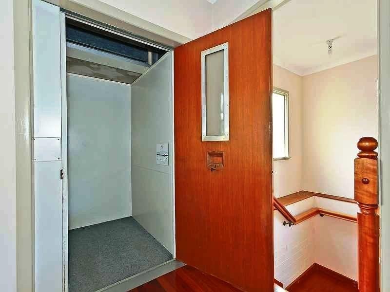 153 Kianawah Road, Wynnum West QLD 4178